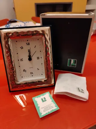 Orologio da tavolo in argento Paterna & Livi