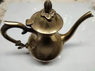 Juego tetera latón grabado