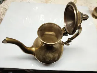 Juego tetera latón grabado