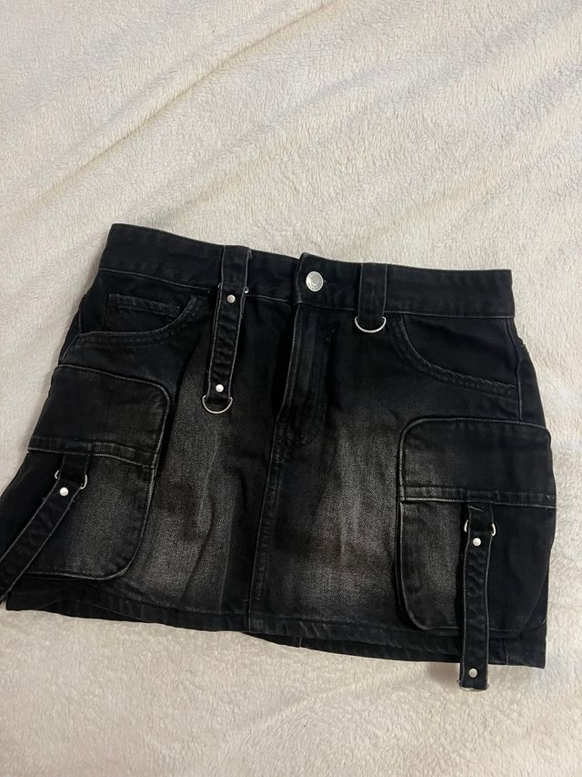 Falda cargo mezclilla negra