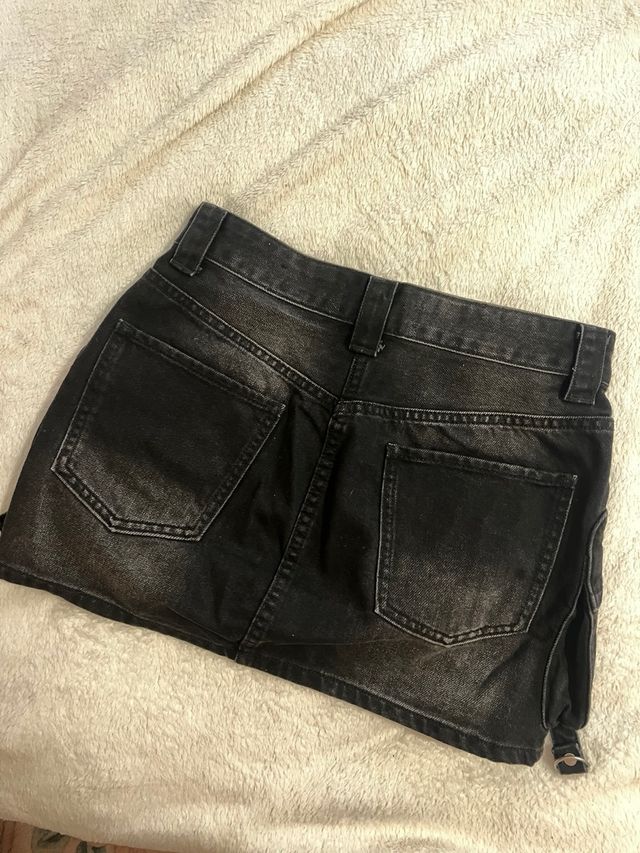 Falda cargo mezclilla negra