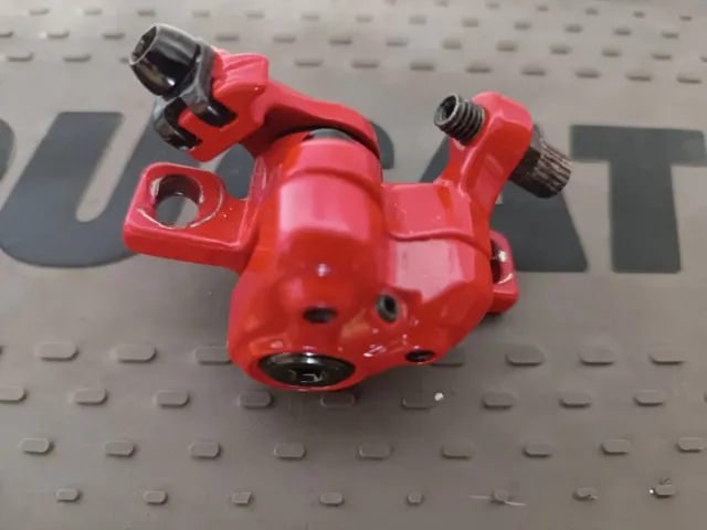 Monopatín Eléctrico Ducati.