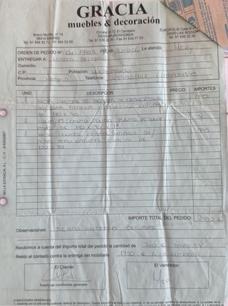 URGE VENTA! Mesa de comedor cristal y piedra.