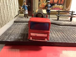 Camion Leyland Pipe Truck 1/87 Lesney