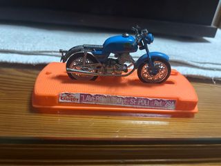 Moto Guiloy Laverda SF Poli Ref 294