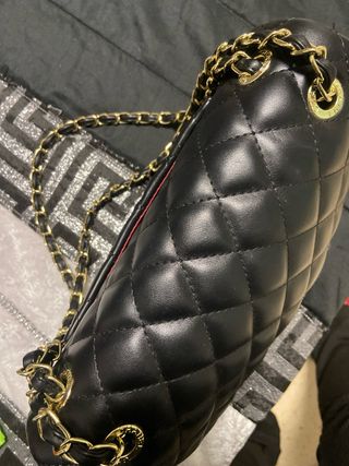 Bolso Chanel Clásico Negro y Dorado