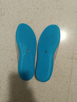 Escarpines/Chanclas Talla 39-40, nuevos