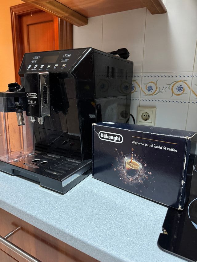 Cafetera DeLonghi Eletta Cappuccino Evo