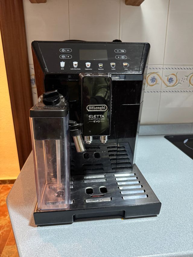 Cafetera DeLonghi Eletta Cappuccino Evo