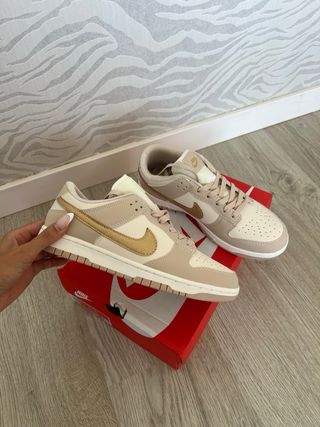 Nike Dunk Bege Dourado Tamanho 41