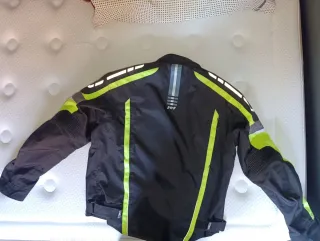 Chaqueta moto L con protecciones
