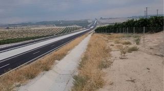 Terreno industrial urbano en La Pilica