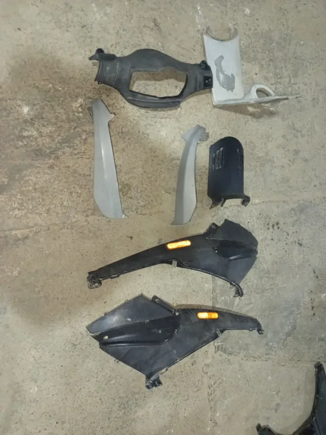 Chapas Piaggio NRG Power