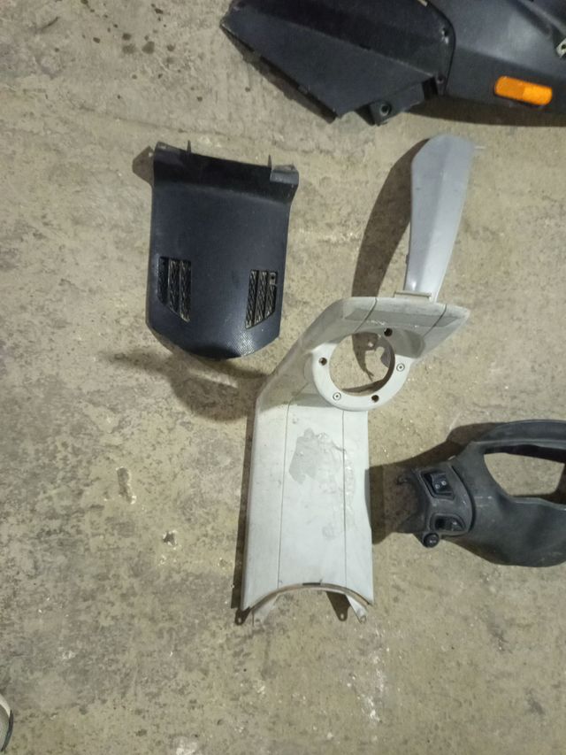 Chapas Piaggio NRG Power