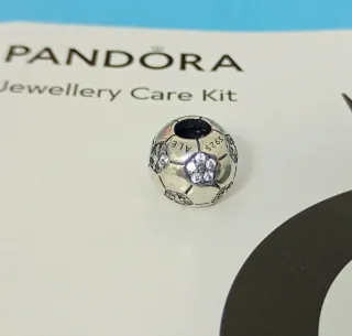 Charm Pandora Balón Fútbol.