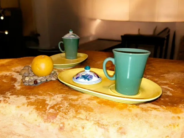 Juego Desayuno/Merienda 4 platos/bandeja y 4 tazas