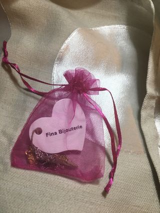 Pulsera Fina Bijou bicolor con dijes