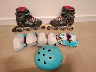 Patines en línea y protecciones niña