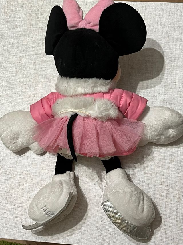 Peluche Minnie Patinadora 40cm