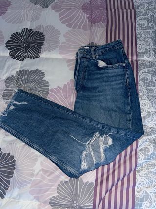 Pantalón vaquero Zara