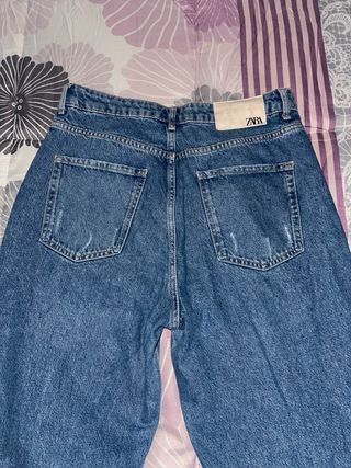 Pantalón vaquero Zara