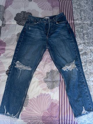 Pantalón vaquero Zara