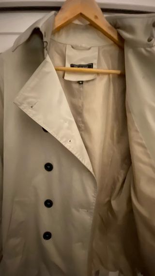 Gabardina corta beige talla XL