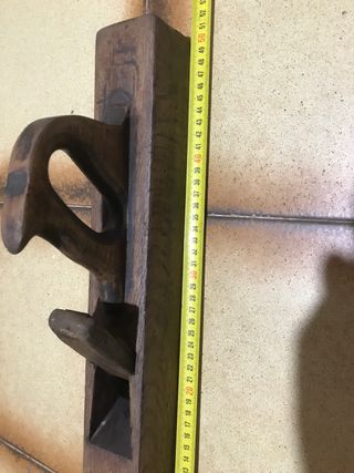 Antiguo cepillo de carpintero