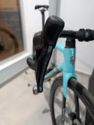 Bianchi Specialissima Ultegra Di2