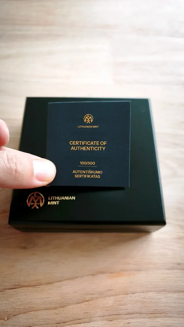 Moneda Plata 2 Oz Año Serpiente Niue 2025 500 unid