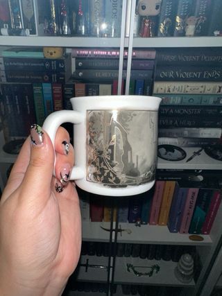 Taza De Sangre y Cenizas Fairyloot