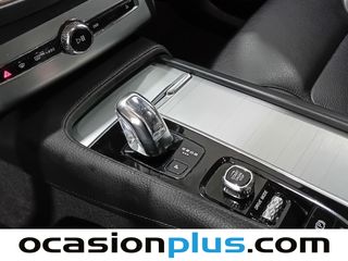 Volvo XC90 T8 Momentum AWD Auto 287 kW (390 CV)