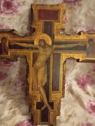 Croce in legno dipinta