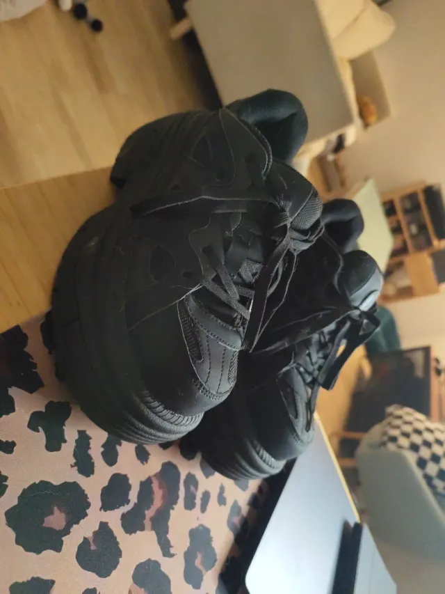 Tenis negros con plataforma NUEVOS