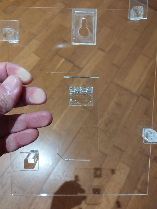 4 Portafotos Natura en un soporte de metacrilato