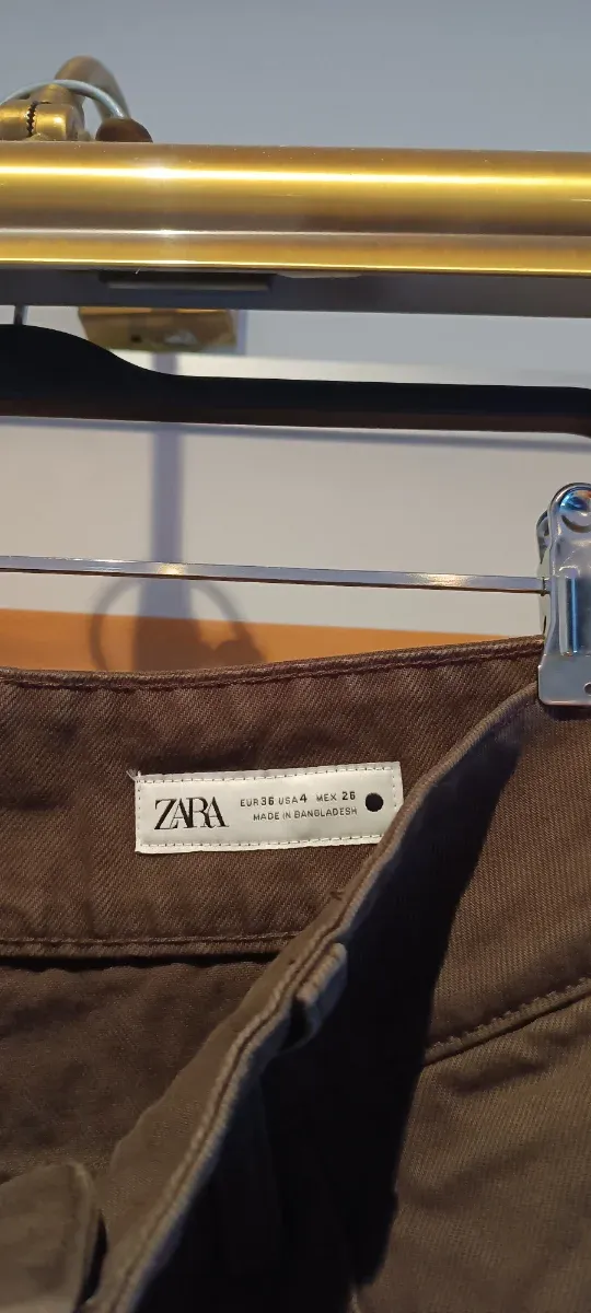 Pantalones Zara baggy marrón chocolate con etiquet