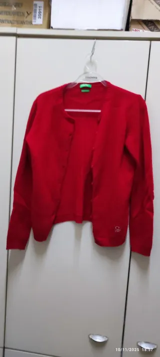 Cardigan Benetton lana bambina rosso con bottoni
