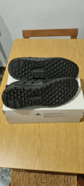 Zapatillas Adidas Negras Talla [Talla]