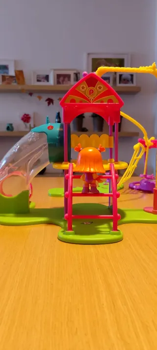 Parque de juegos Pin y Pon