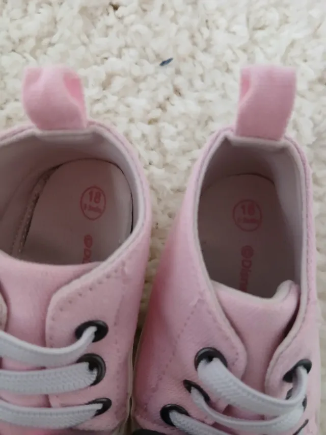 Zapatos bebé Minnie Mouse rosas