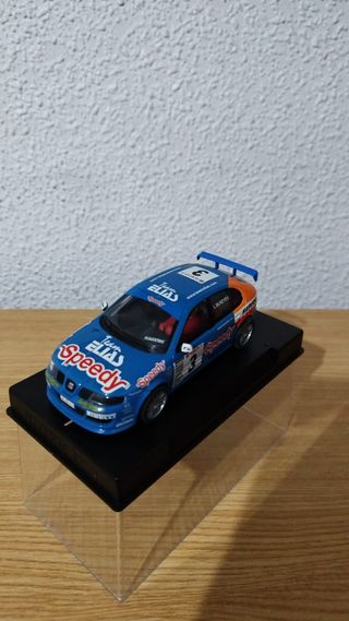 Coche Seat Leon Scalextric 1/32 Slot