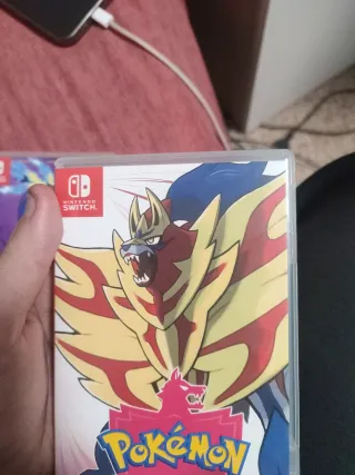 Nintendo Switch Pokémon Scudo