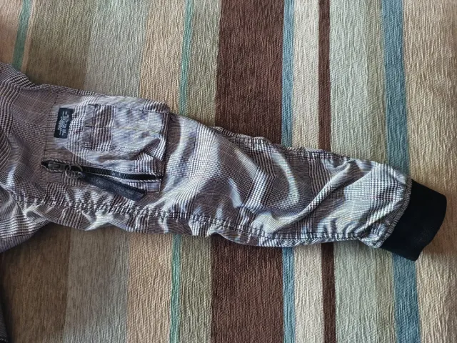 Cazadora Bomber Pull&Bear Cuadros