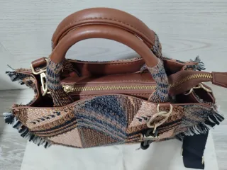 Bolso Parfois estampado flecos