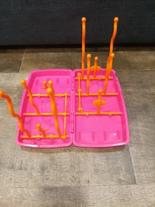 Escurrebiberones plegable rosa