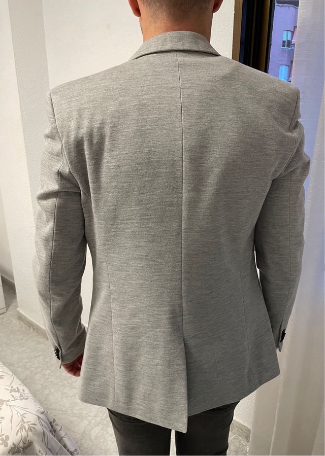 Americana Zara Gris talla pequeña