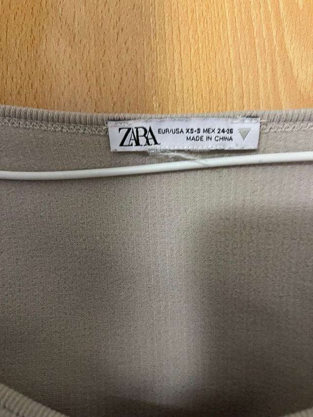 Camisa Zara manga larga beige XS
