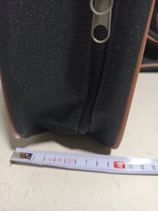 Bolso negro para portátil/pantalla grande