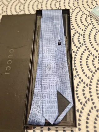 Corbata Gucci Azul Plateada
