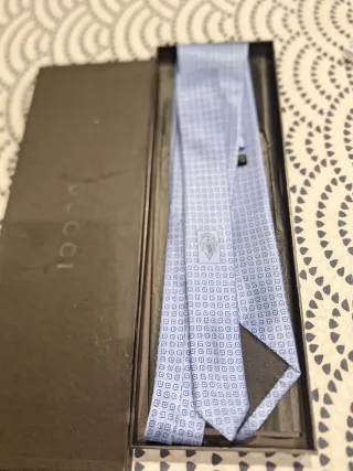 Corbata Gucci Azul Plateada